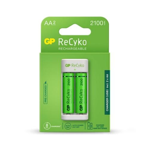 GP Cargador Recyko con Dos Ranuras para Baterías AA / AAA + 2 Baterías NiMH 2100 mAh