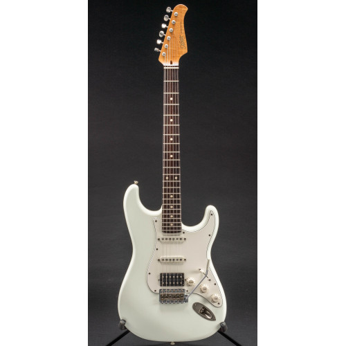 Guitarra Electrica Xotic Guitar XSCPRO-2 Olympic White 3410 con hard case (fabricada en USA)